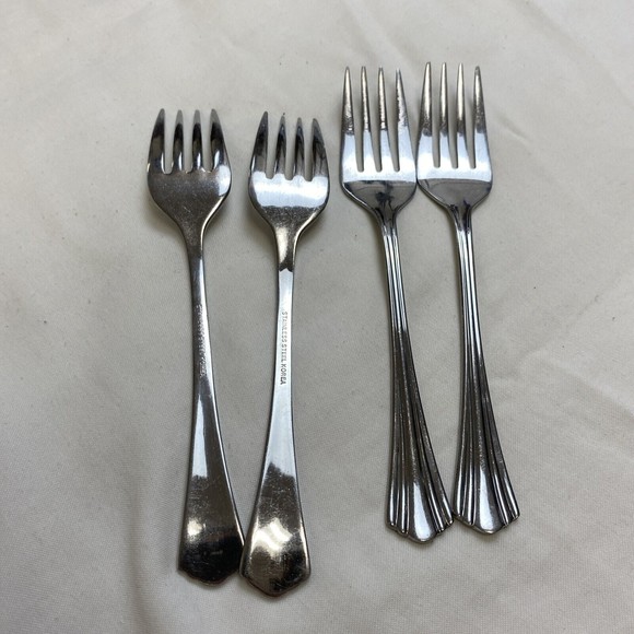 lot 4 1847 Rogers Bros E.P Korea stainless steel dessert forks set￼ 6.5” forks - Picture 10 of 11
